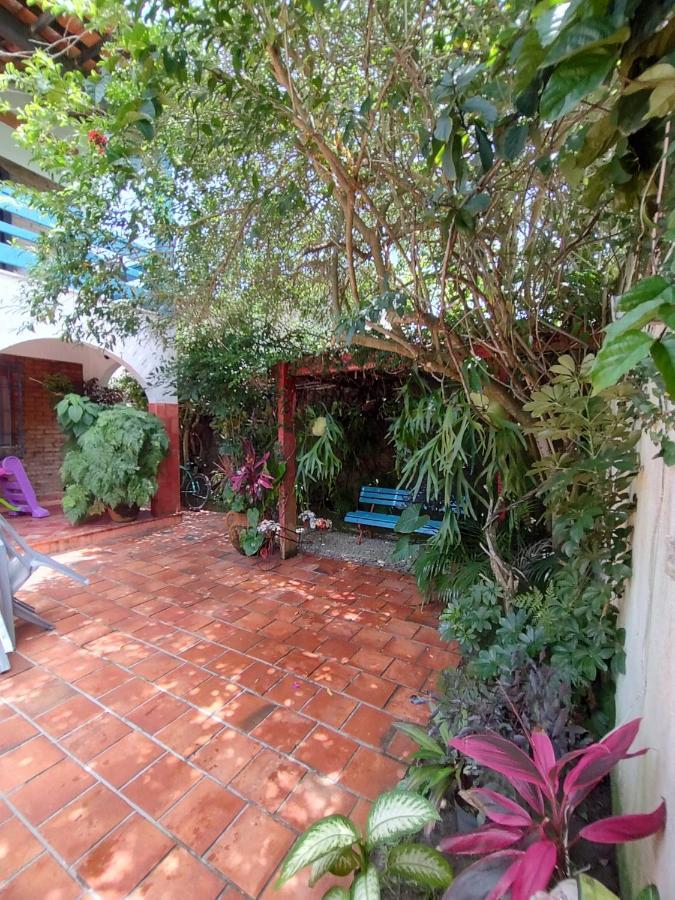 Aloha Hostel カボ・フリオ エクステリア 写真